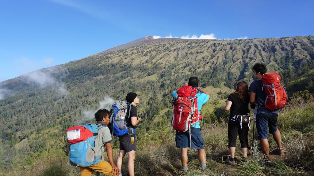 Rinjani Trails Hotel Senaru Exterior photo